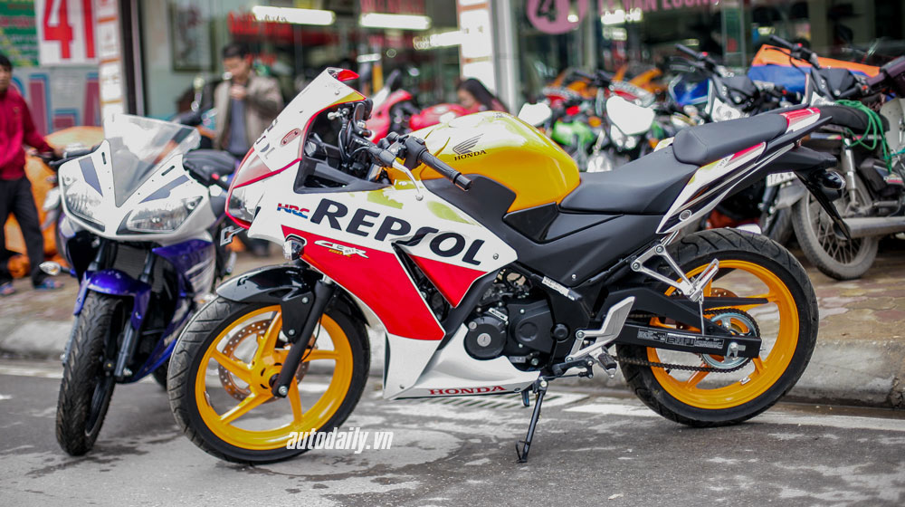 Năm 2014, “làng” ôtô xe máy Việt lắm chuyện vui yamaha r15 (5).jpg