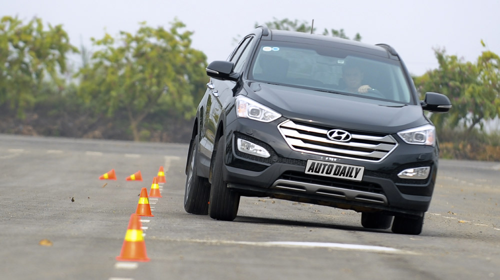 Hyundai Santa Fe 2015 phiên bản đặc biệt có gì hấp dẫn? Hyundai Santafe 2014 (16)-1.jpg