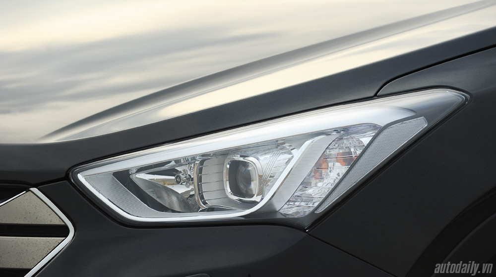 Hyundai Santa Fe 2015 phiên bản đặc biệt có gì hấp dẫn? Hyundai Santafe 2014 (26).jpg