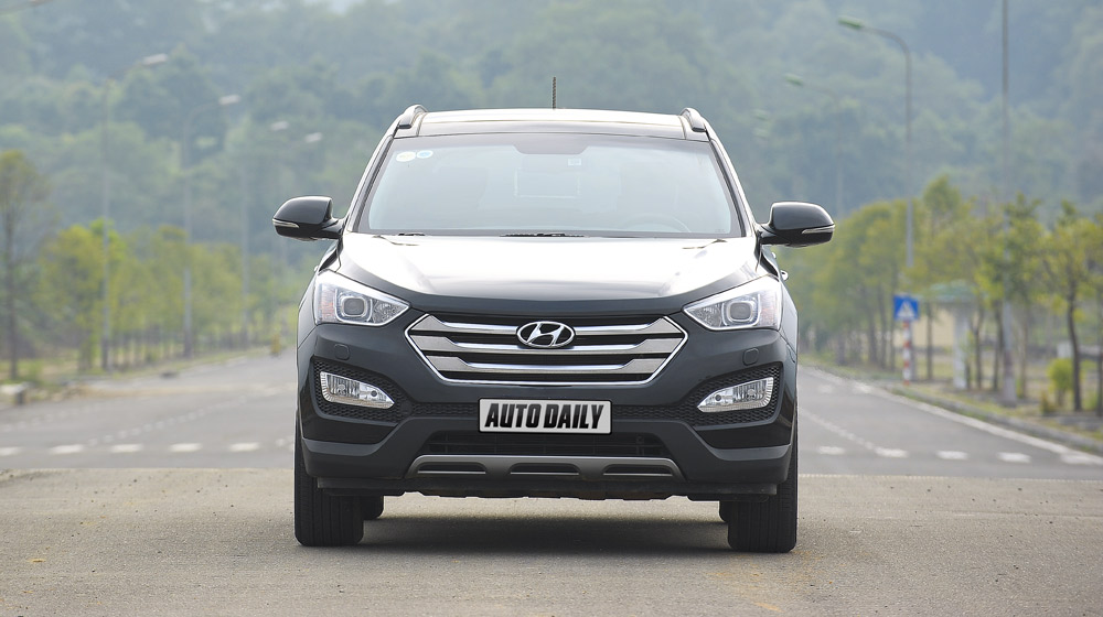 Hyundai Santa Fe 2015 phiên bản đặc biệt có gì hấp dẫn? Hyundai Santafe 2014 (3).jpg
