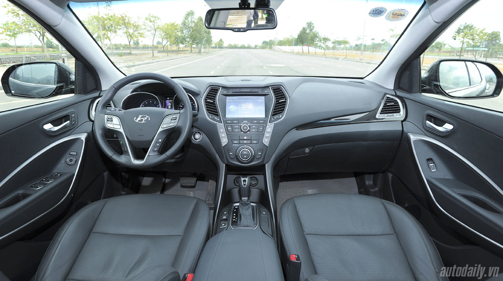 Hyundai Santa Fe 2015 phiên bản đặc biệt có gì hấp dẫn? Hyundai Santafe 2014 (54).jpg