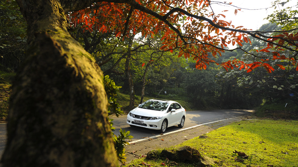 Honda Civic 2015 – Càng ngày càng “ngon” Honda Civic 2015 (13).jpg