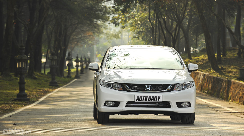 Honda Civic 2015 – Càng ngày càng “ngon” Honda Civic 2015 (15).jpg
