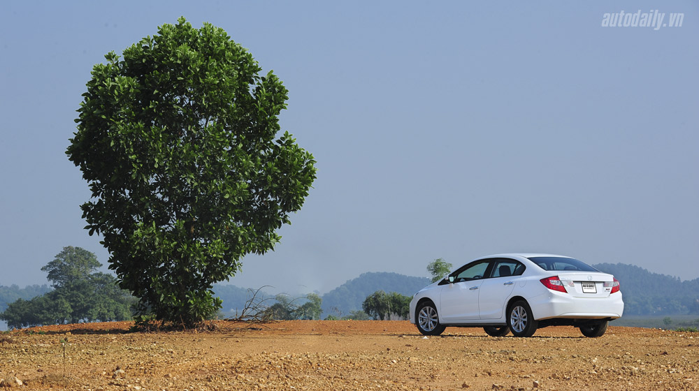 Honda Civic 2015 – Càng ngày càng “ngon” Honda Civic 2015 (19).jpg
