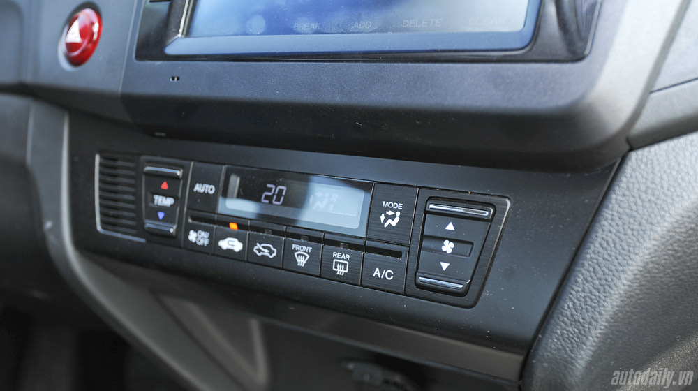 Honda Civic 2015 – Càng ngày càng “ngon” Honda Civic 2015 (33).jpg