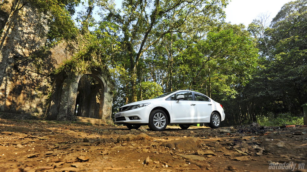 Honda Civic 2015 – Càng ngày càng “ngon” Honda Civic 2015 (7).jpg