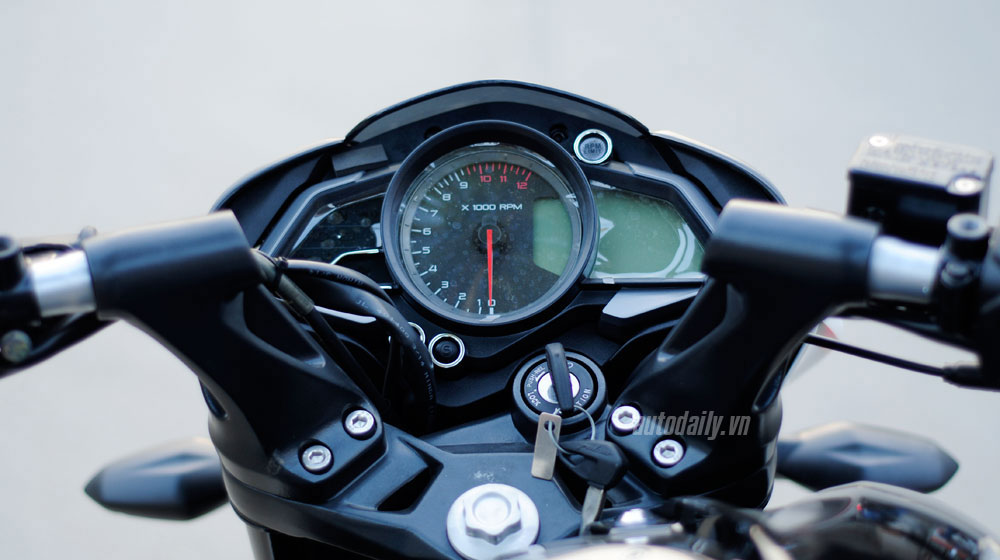 90 triệu đồng, nên chọn Yamaha FZ-S hay Bajaj Pulsar 200ns? bajaj pulsar (27).jpg