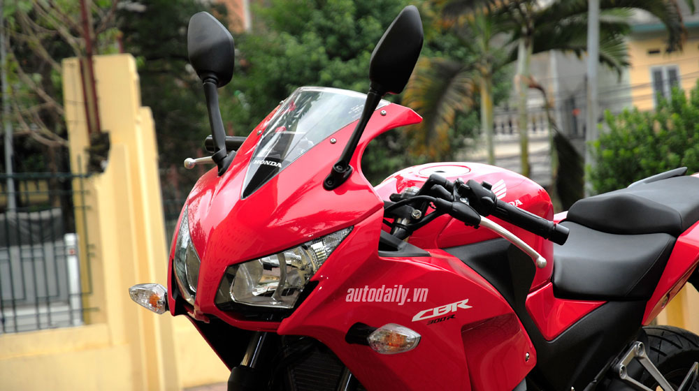 Honda CBR300R 2015 