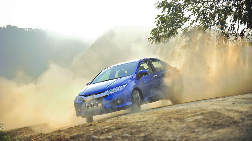 “Xế hộp” nào bán chạy nhất Việt Nam năm 2014? honda-city-2014 (3).jpg