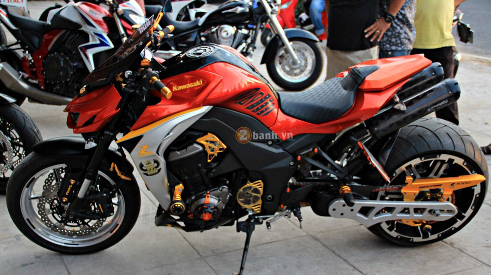 Kawasaki Z1000 độ 