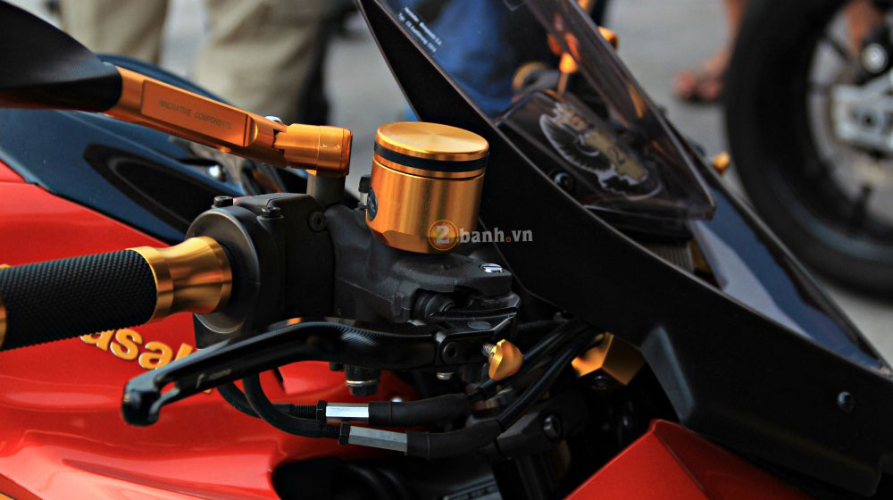 Kawasaki Z1000 độ 