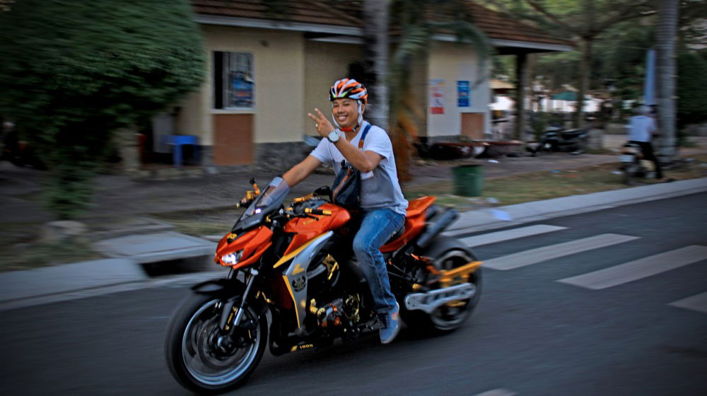 Kawasaki Z1000 độ 