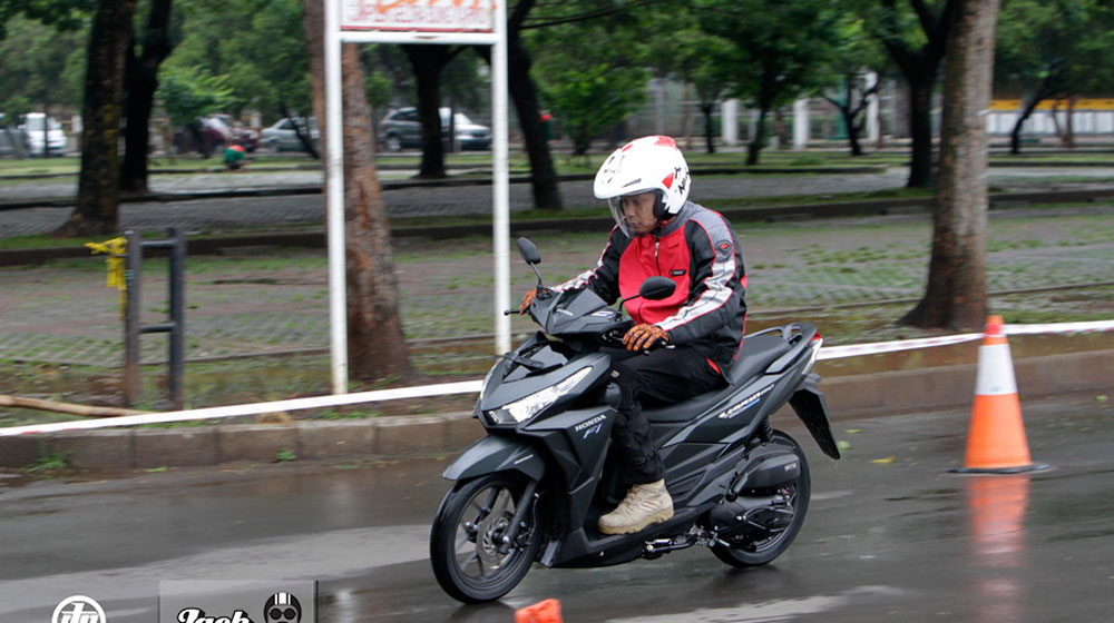 Chi tiết xe tay ga Honda Vario 150 vừa ra mắt Honda Vario 150 (16).jpg