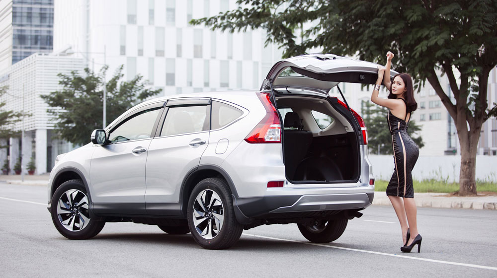 Phan Như Thảo quyến rũ bên Honda CR-V 2015 honda-crv-2015-nhu-thao-(28).jpg