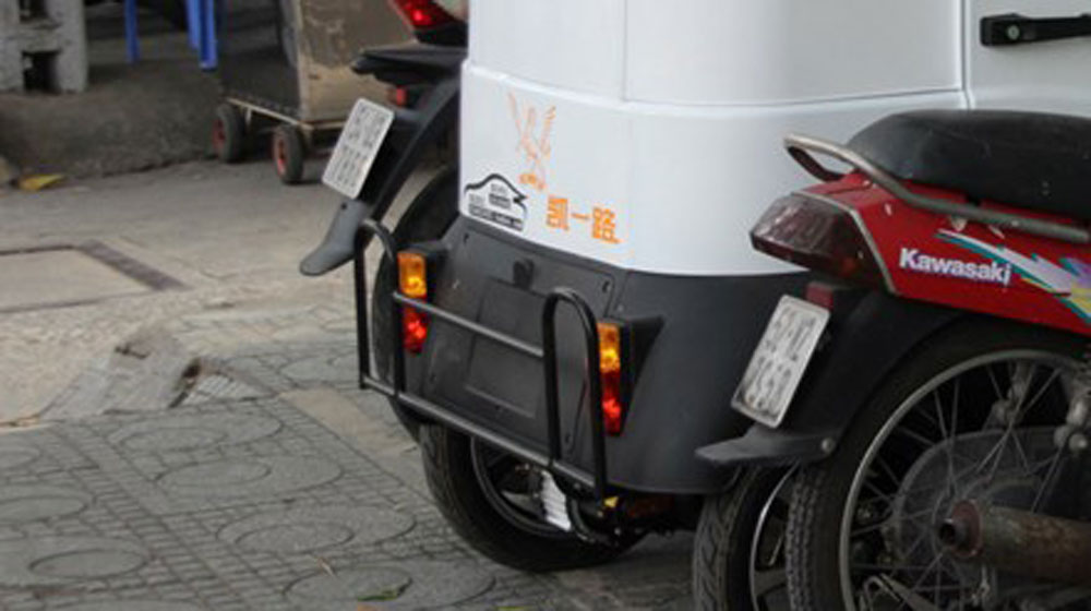 Ôtô điện 50 triệu không cần đăng ký tung hoành Sài Gòn o-to-dien (1).jpg