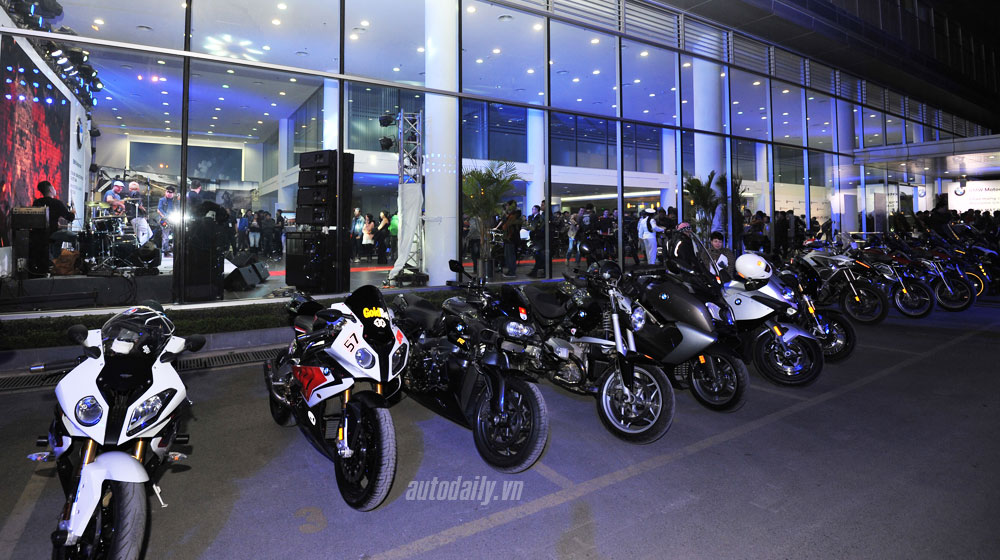 BMW đưa loạt môtô “khủng” về Việt Nam BMW-Motorrad-(9).jpg