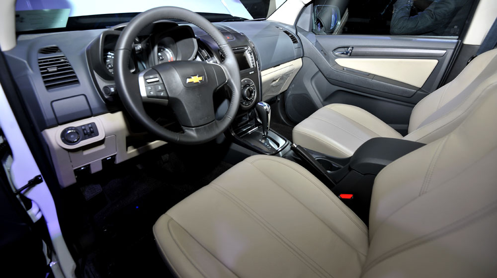 Cận cảnh Chevrolet Colorado LTZ 2.8L AT 4x4 giá 749 triệu đồng Colorado 2,8L AT (14).jpg