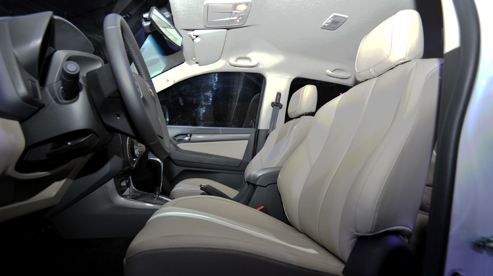 Cận cảnh Chevrolet Colorado LTZ 2.8L AT 4x4 giá 749 triệu đồng Colorado 2,8L AT (15).jpg