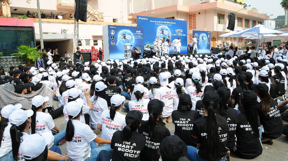 Honda Việt Nam xác lập kỷ lục tạo hình logo eSP DSC_0319.jpg