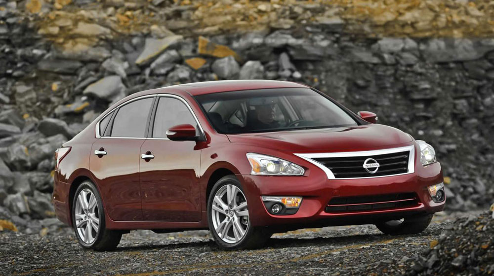 Nissan sẽ nâng cấp Altima 2016 nissan-altima.jpg