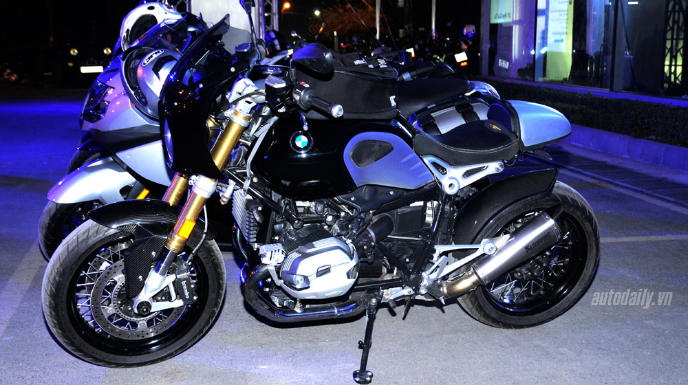 Chi tiết BMW R nine T chính hãng tại Việt Nam r nine t (13)-1.jpg