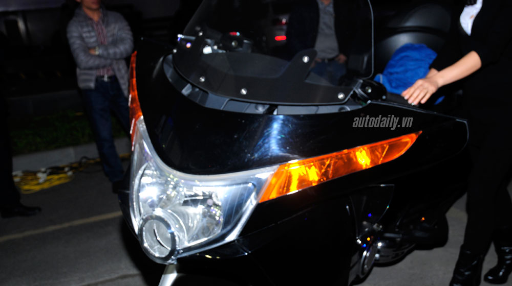 Cận cảnh “phi thuyền trên cạn” Victory Vision Tour tại Hà Nội victoey vision tour (5).jpg