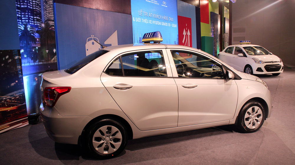Hyundai Grand i10 sedan chính thức 