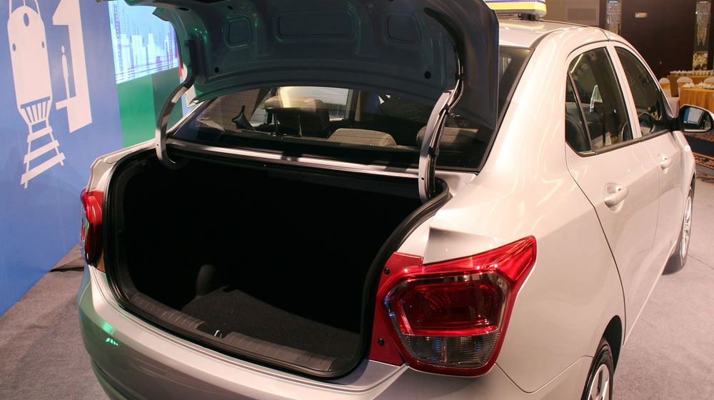 Hyundai Grand i10 sedan chính thức 