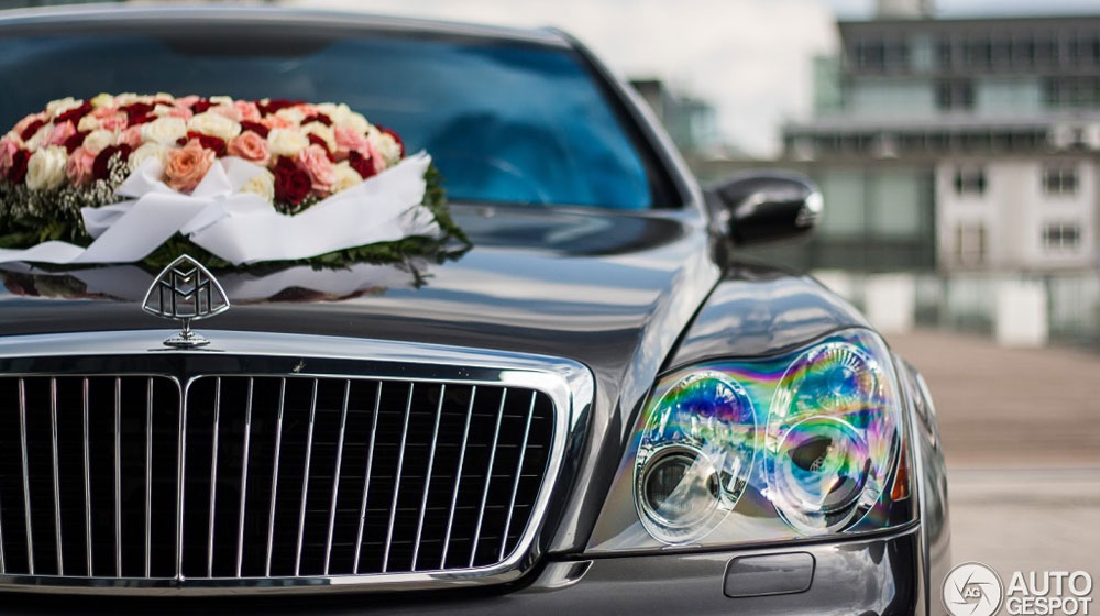 Xe siêu sang Maybach 62S làm xe hoa maybach-62-c697826012015151020_5.jpg