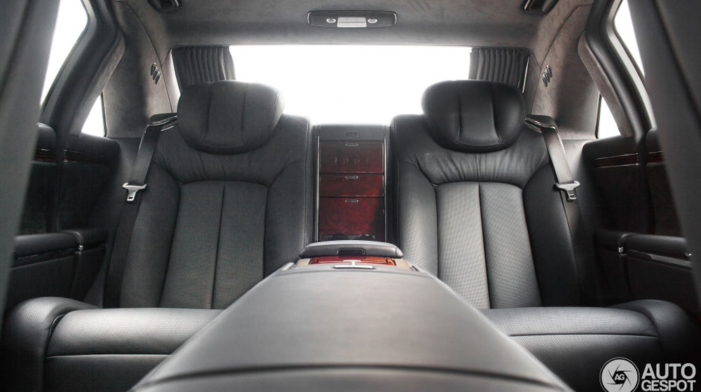 Xe siêu sang Maybach 62S làm xe hoa maybach-62-c697826012015151020_9.jpg