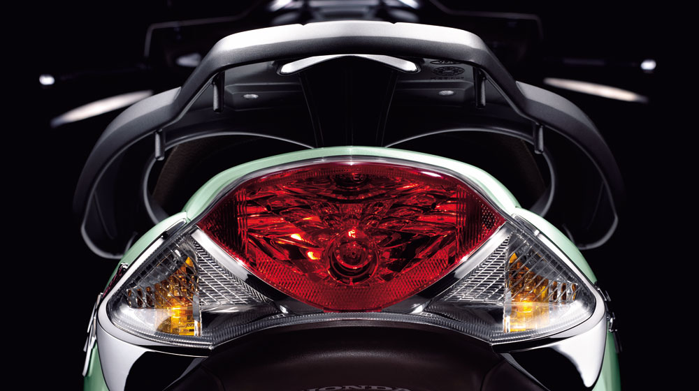 50 triệu đồng, chọn SH mode mới hay Nozza Grande? sh-mode-2.jpg