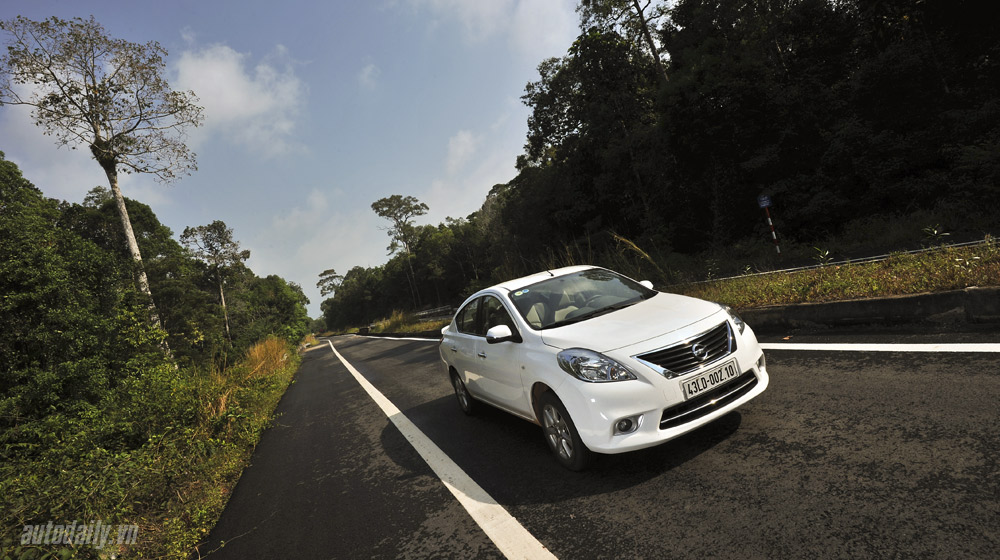 Cầm lái Nissan Sunny qua hành trình 1.000km Nissan Sunny (34).jpg