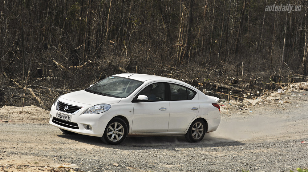 Cầm lái Nissan Sunny qua hành trình 1.000km Nissan Sunny (55).jpg