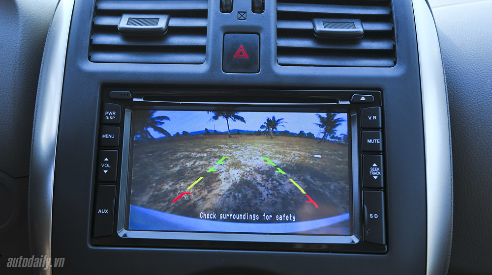 Cầm lái Nissan Sunny qua hành trình 1.000km Nissan Sunny 2 (38).jpg