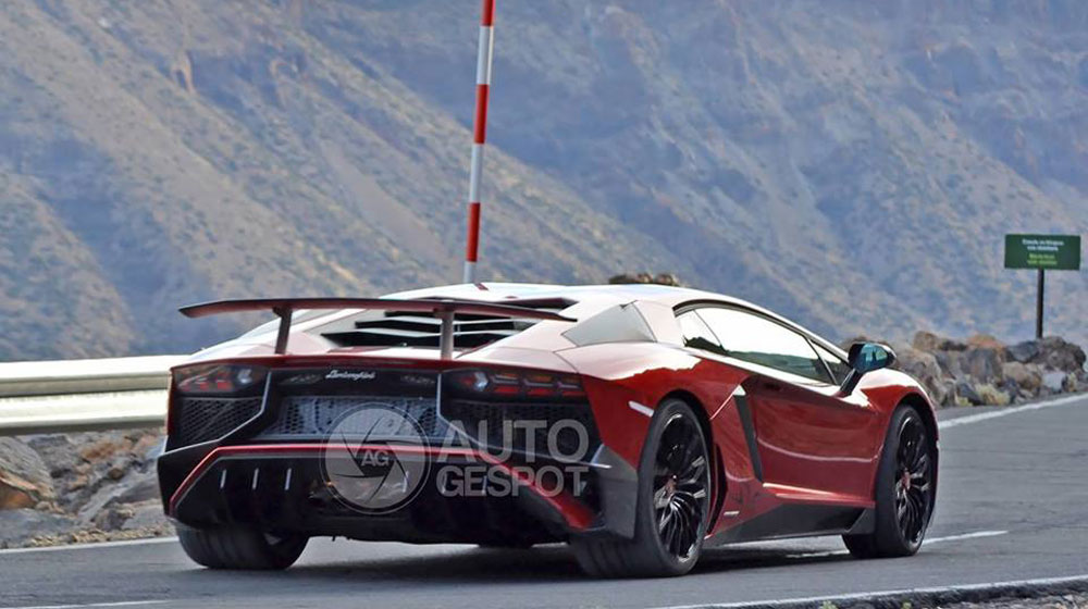 Ảnh thực tế Lamborghini Aventador Super Veloce sắp ra mắt 10941436_607083922725051_5247391705851014820_n.jpg