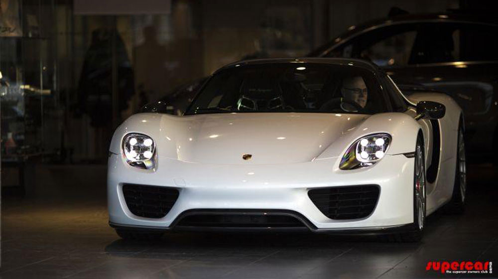 Người đàn ông sở hữu bộ ba siêu xe “hot” nhất thế giới sieu-xe (4).jpg