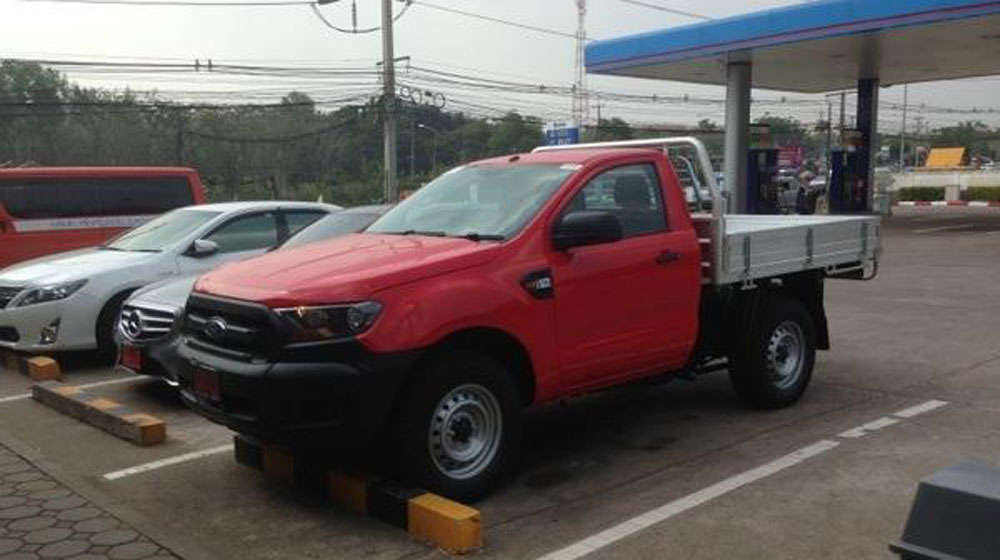 Ford Ranger 2015 “bằng xương, bằng thịt” bất ngờ lộ diện ford-ranger-2015 (1).jpg