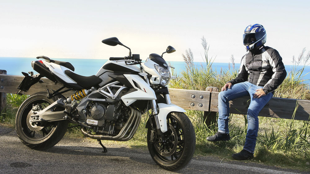 Benelli bán môtô 600cc rẻ nhất Việt Nam Benelli bn600i (4).jpg