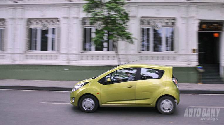 3 ôtô mới giá rẻ nhất thị trường Việt oto gia re (4).jpg