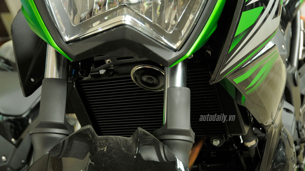 Kawasaki Z250 2015: Đối thủ đáng gờm của CBR250R và R25 kawasaki-Z250--(3).jpg