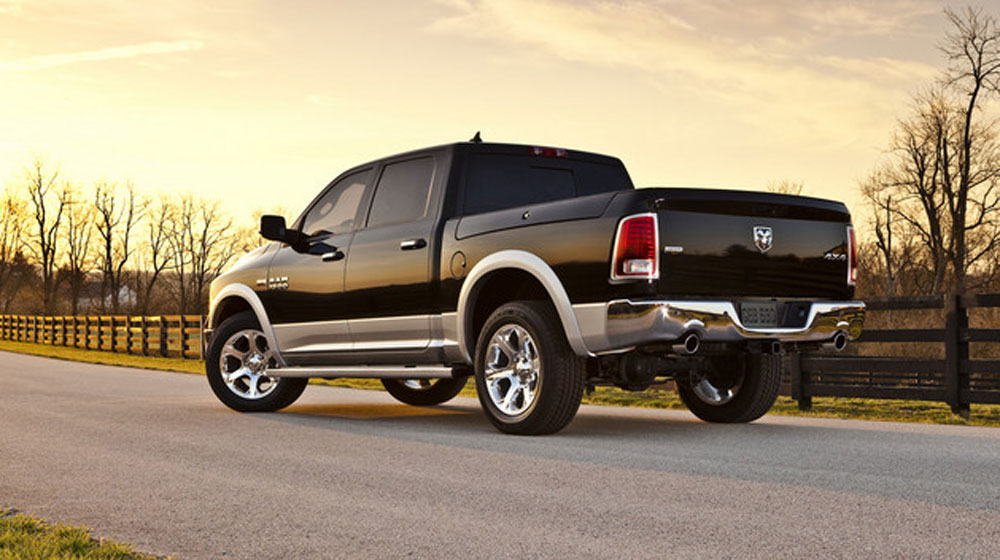 10 mẫu xe bán chạy nhất thị trường Mỹ tháng 1/2015 2013-ram-1500-12_1200_653.jpg