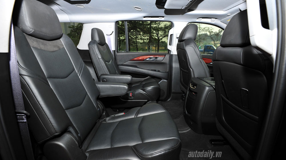 Chi tiết “khủng long Mỹ” Cadillac Escalade ESV 2015 tại Hà Nội cadillac ESV (20).jpg