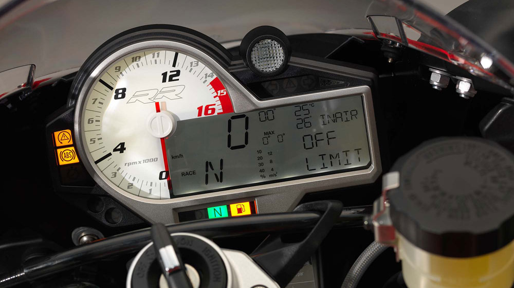 9 mô-tô phân khối lớn sẽ gây 