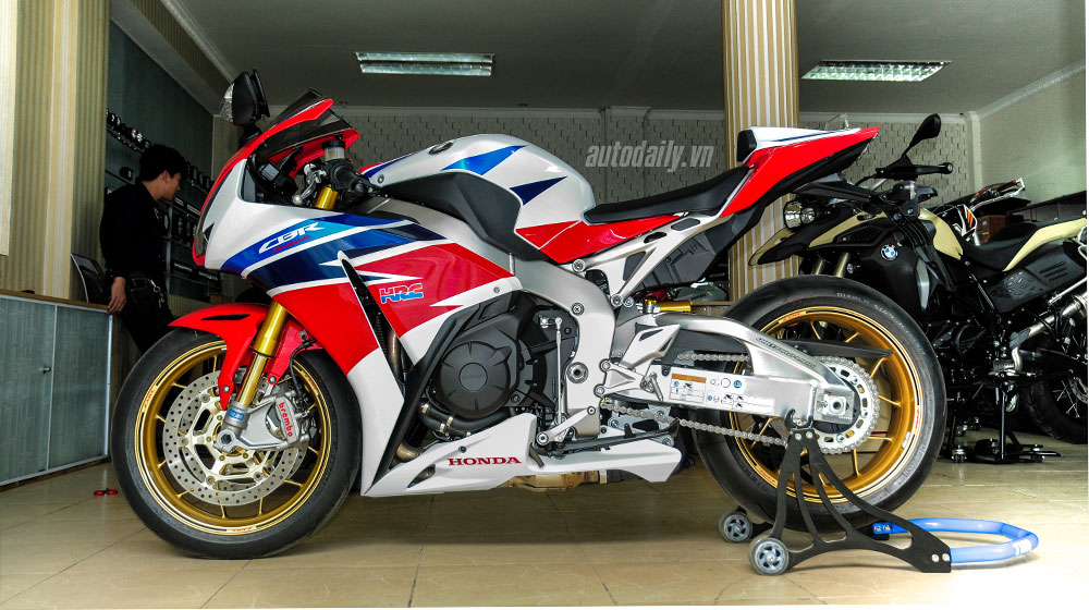 9 mô-tô phân khối lớn sẽ gây 