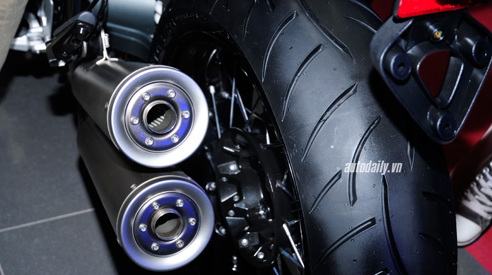 9 mô-tô phân khối lớn sẽ gây 