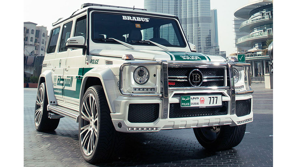 Cảnh sát Dubai khoe dàn siêu xe theo phong cách Fast and Furious dubai police (4).jpg