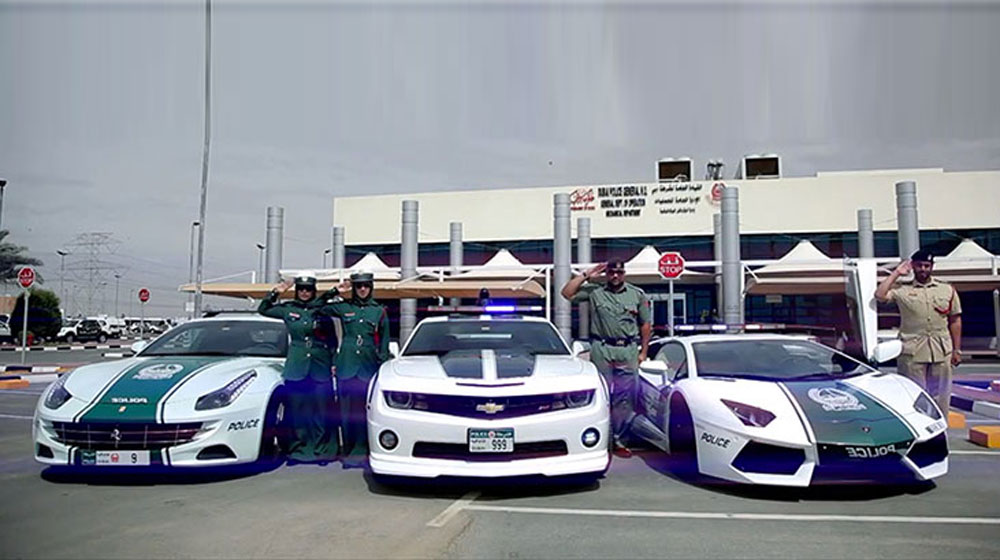 Cảnh sát Dubai khoe dàn siêu xe theo phong cách Fast and Furious dubai police (7).jpg