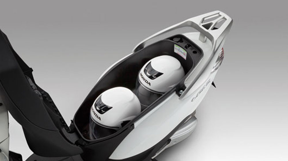 5 xe tay ga phù hợp nhất cho phái đẹp du xuân autodaily-honda-lead-125-4.jpg