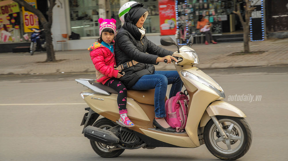 5 xe tay ga phù hợp nhất cho phái đẹp du xuân xe danh cho nu (2).jpg