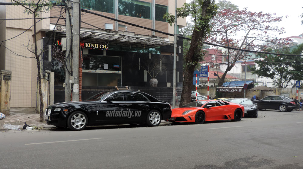 Đại gia bí ẩn trưng dàn siêu xe khủng đón năm mới tại Hà Nội dan sieu xe khun (1).jpg